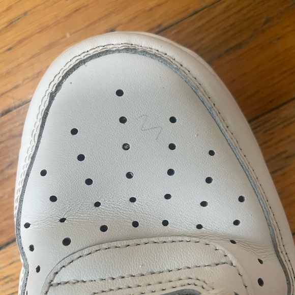 Nike Air Force 1 size 9.5 - Picture 5 of 6